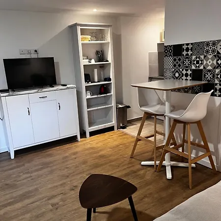Apartamento Proche Gare Et Versailles 4 Min A Pied Train Vers Paris *