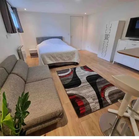 Apartamento Proche Gare Et Versailles 4 Min A Pied Train Vers Paris